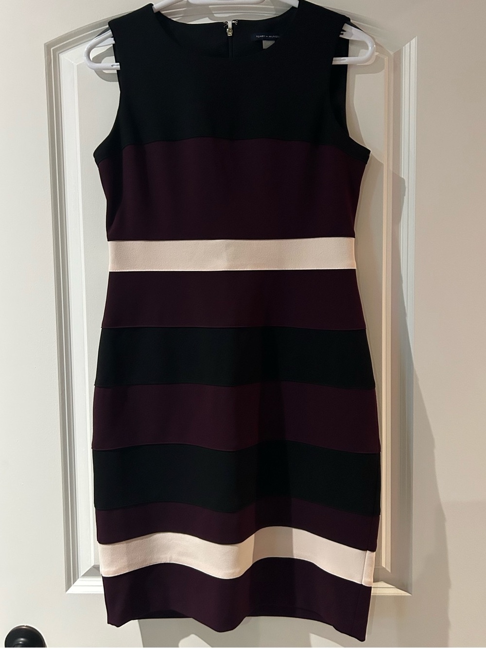 Tommy Hilfiger Sleeveless Knee Length Dress in Black, Plum & Cream
